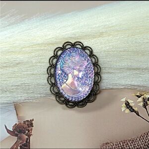 Scalloped frame cameo brooch pin iridescent
